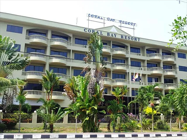 3D2N Pangkor Coral Bay Resort (Family Day) Fullboard